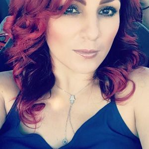 Meet your Posher, Ambar